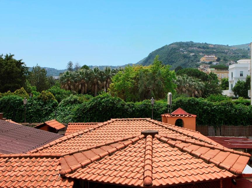 Hotel Corallo Sorrento Sant'Agnello Exterior foto