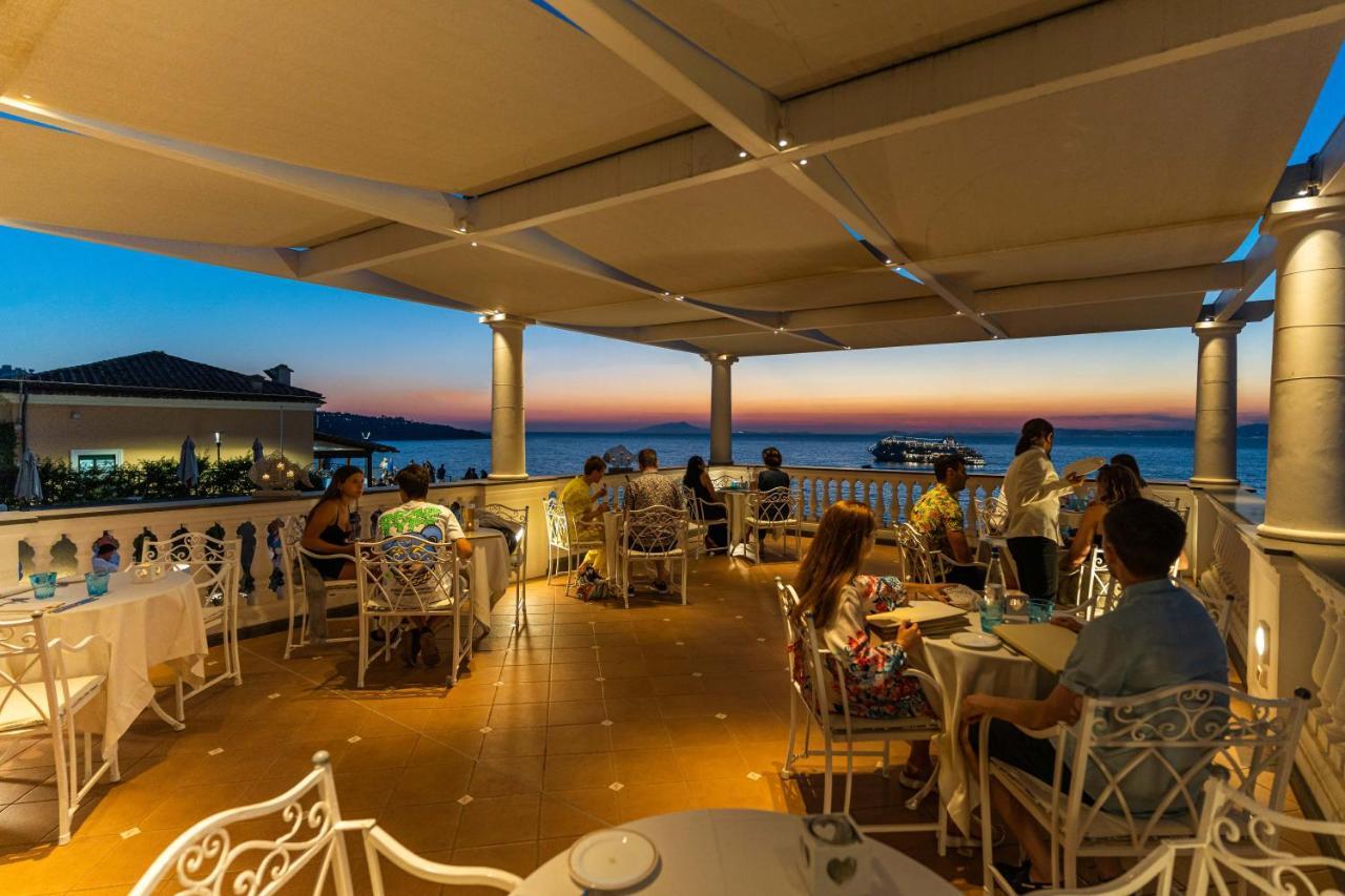 Hotel Corallo Sorrento Sant'Agnello Exterior foto
